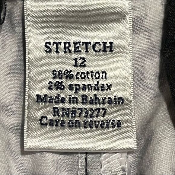 Croft and Barrow Blue Floral Shorts Size 12 - Picture 8 of 8